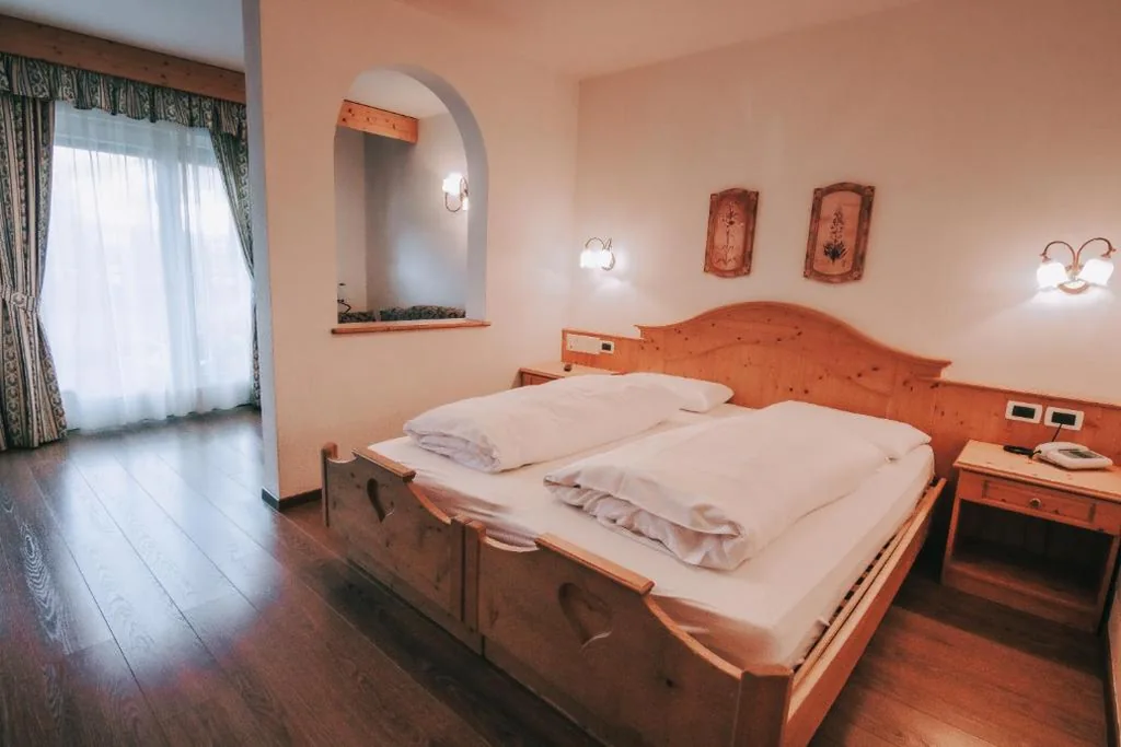 Camera Matrimoniale Deluxe — Hotel Planac