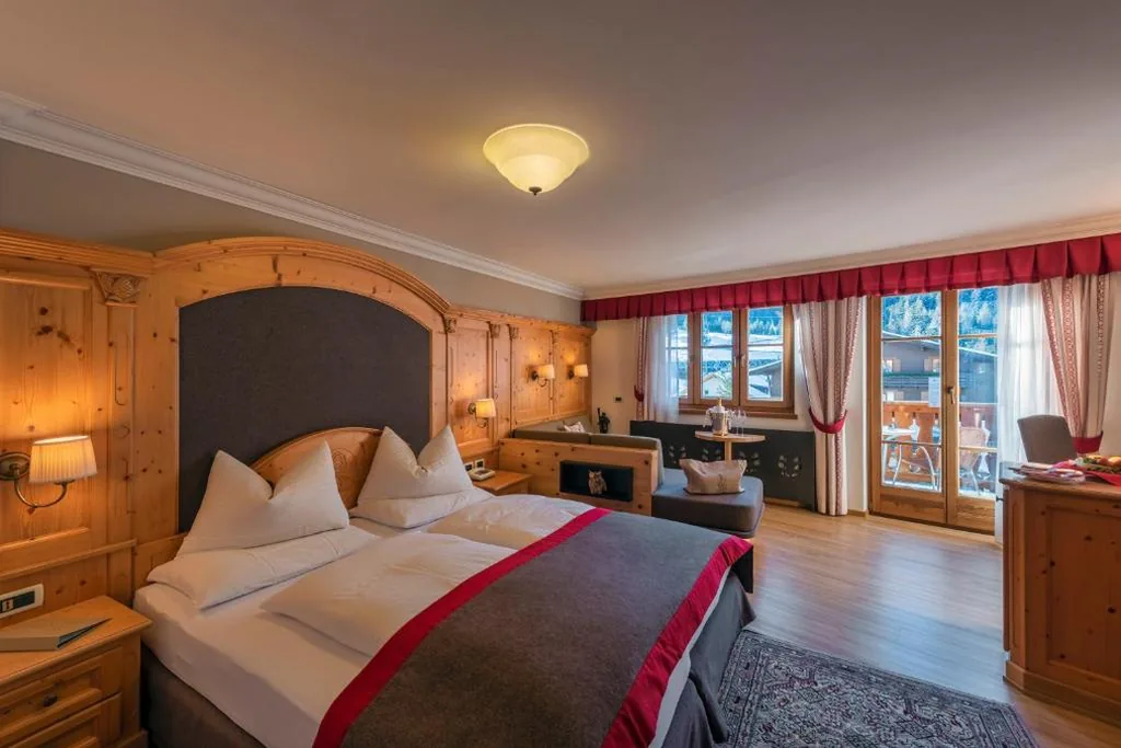 Camera Matrimoniale Deluxe — Posta Zirm Hotel