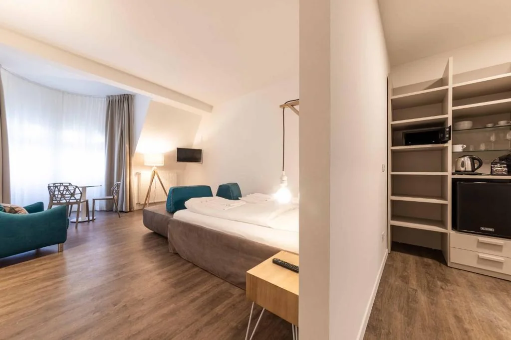 Camera Matrimoniale Deluxe — Stay COOPER l Guesthouse zum Löwen