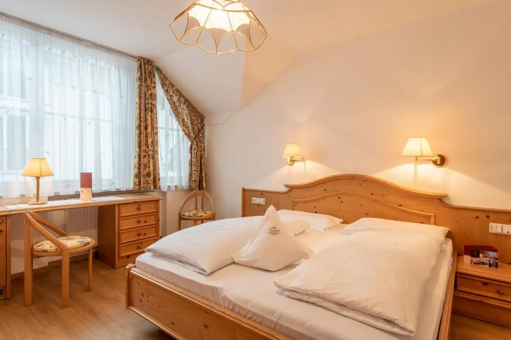 Camera Matrimoniale - Dependance — Posthotel Lamm