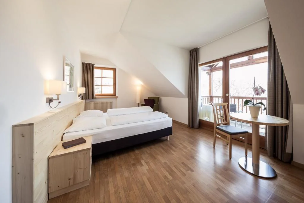 Double/Twin Room with Balcony — Hotel Masatsch