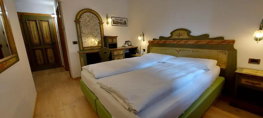 Camera Matrimoniale/Doppia con Letti Singoli con Vista — Garnì Stella Alpina