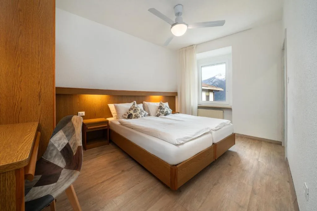 Camera Matrimoniale/Doppia con Letti Singoli — Hotel Deva
