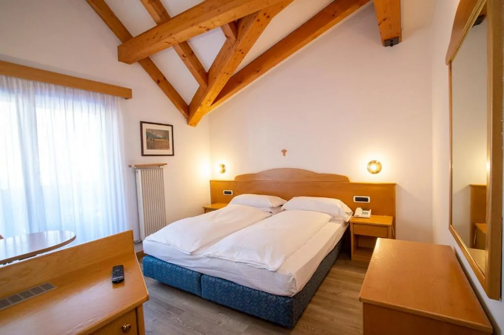 Double Room with Twin Beds — Hotel Europeo Alpine Charme & Wellness