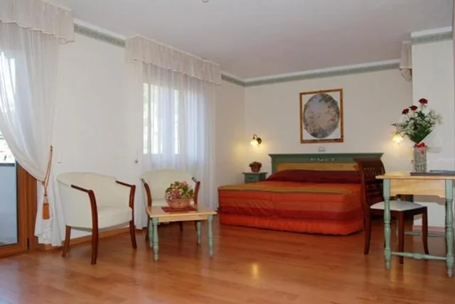 Double/Twin Room — Parkhotel Fedora