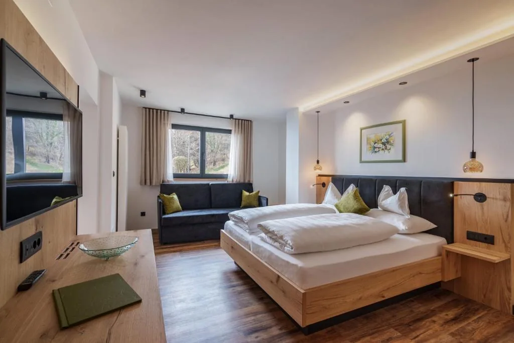 Camera Matrimoniale Economy con Balcone — Hotel Lechner