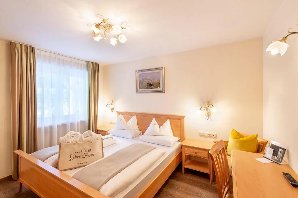 Camera Matrimoniale Economy — Hotel Gran Fanes