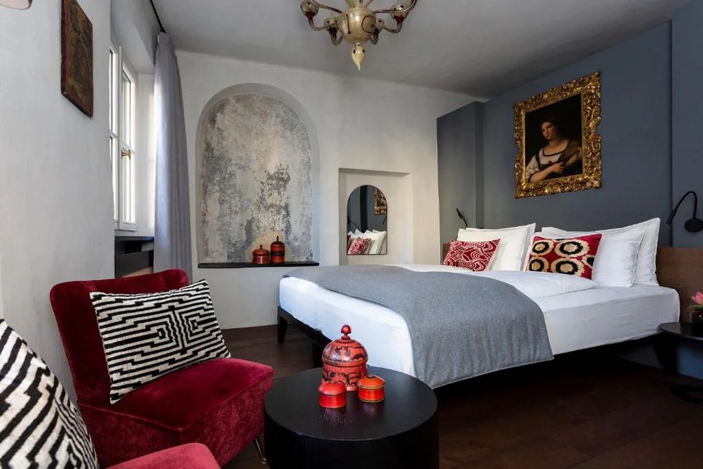 Camera Matrimoniale — Goldenstern Townhouse