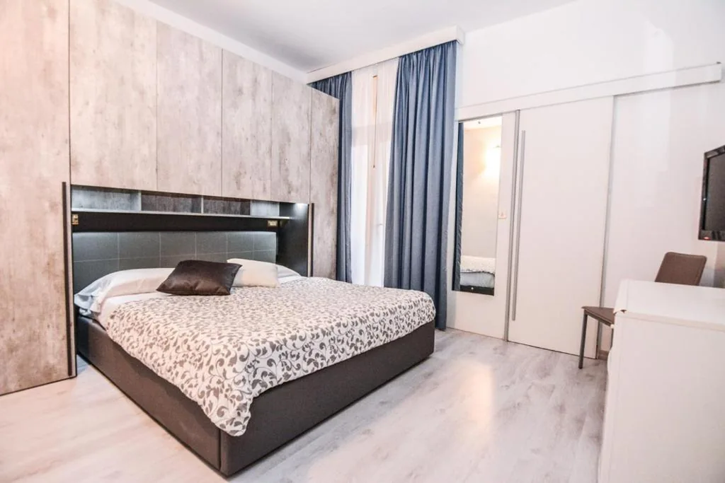 Double Room — Hotel Gardesana