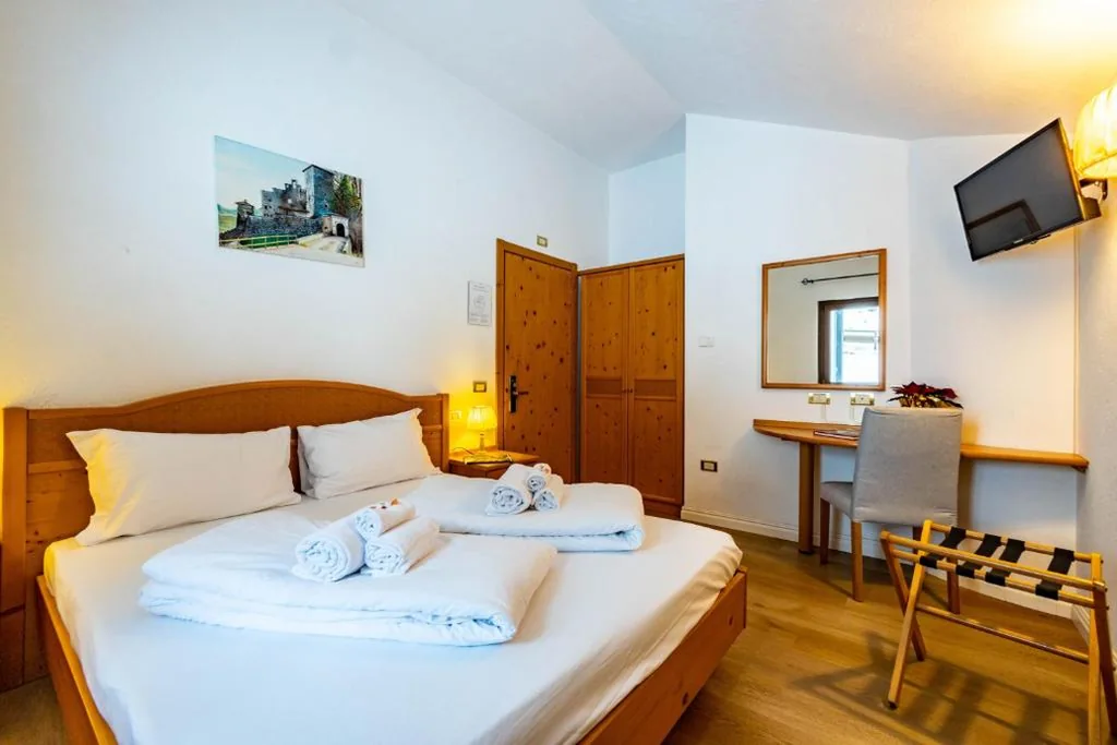 Camera Matrimoniale — Hotel Grizzly “Ski-in Ski-out”