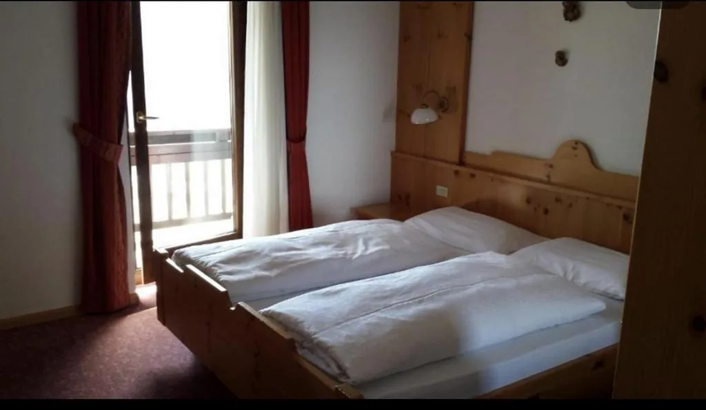 Camera Matrimoniale — Hotel Savoia