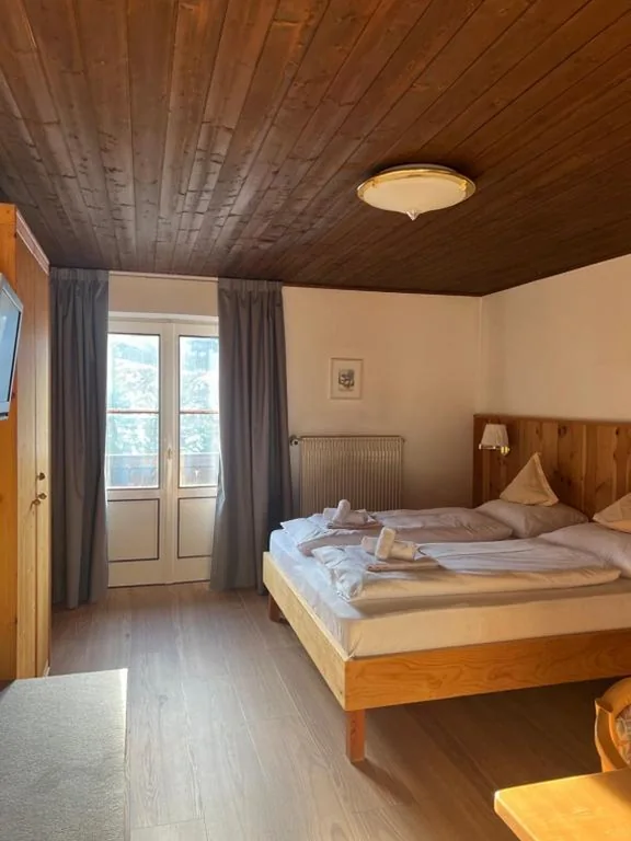 Double Room — LAKE & RIVER Hotel