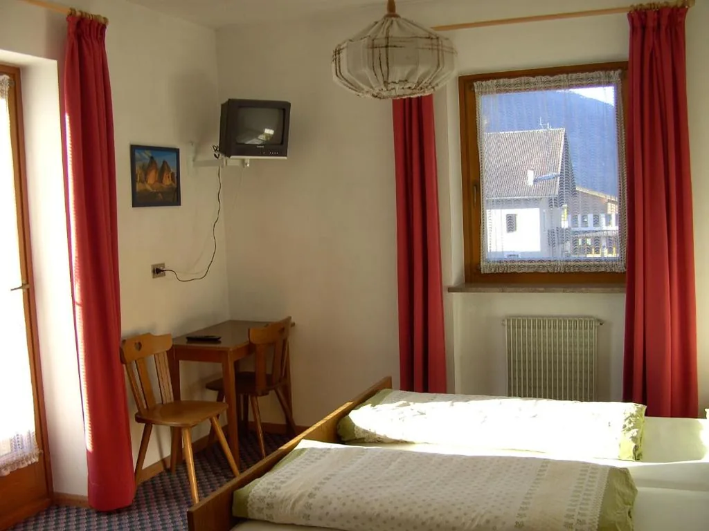 Camera Matrimoniale — Pension Pichler