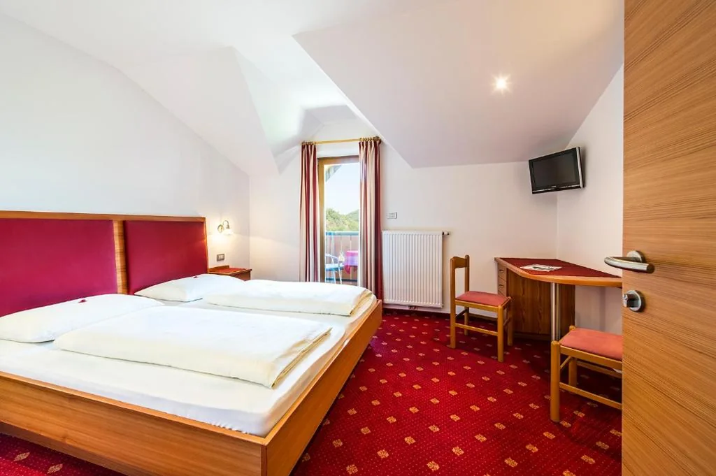 Double Room — Pension Stamserhof
