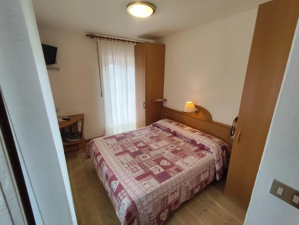 Small Double Room — Hotel Villa Cima Undici