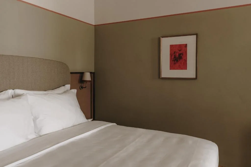 Camera Matrimoniale Piccola — Parkhotel Mondschein, a Member of Design Hotels