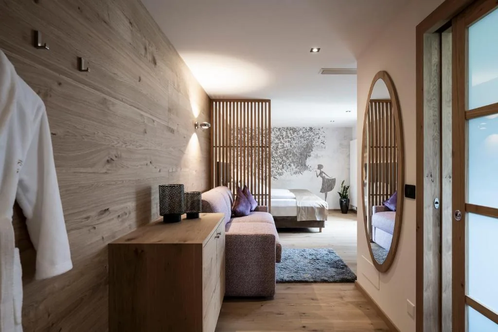 Camera Matrimoniale — Small & Beautiful Hotel Gnaid