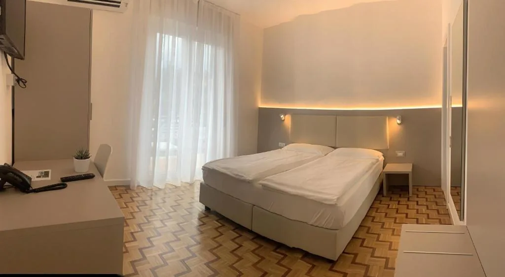 Camera Matrimoniale Standard — Albergo Garni Francesco