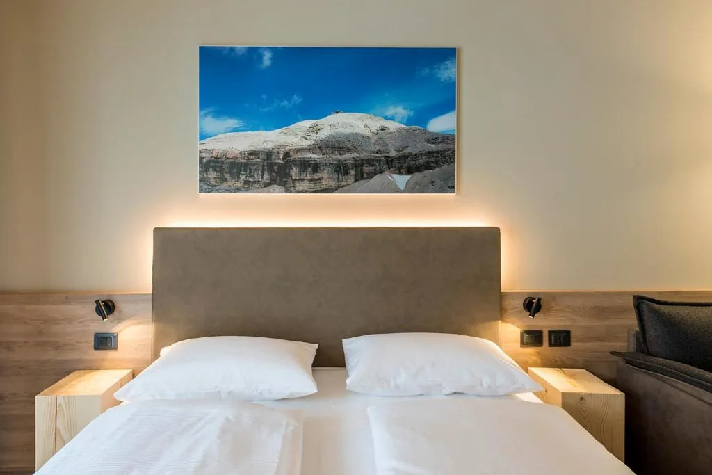 Standard Double Room — Chalet Aster