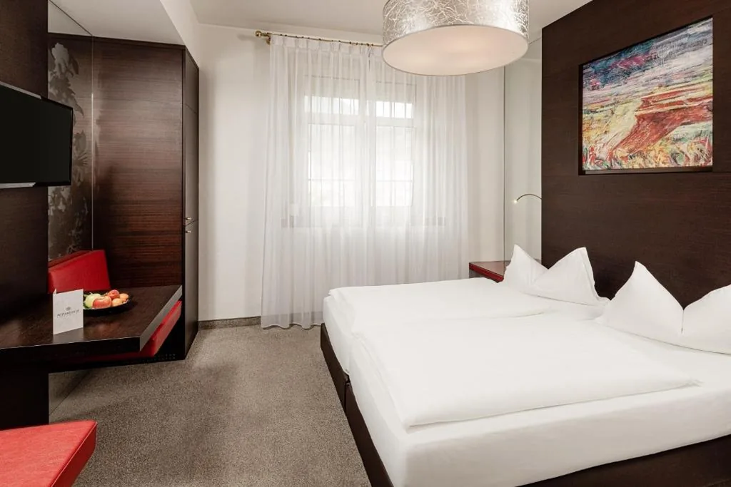 Standard Double Room — Classic Hotel Meranerhof