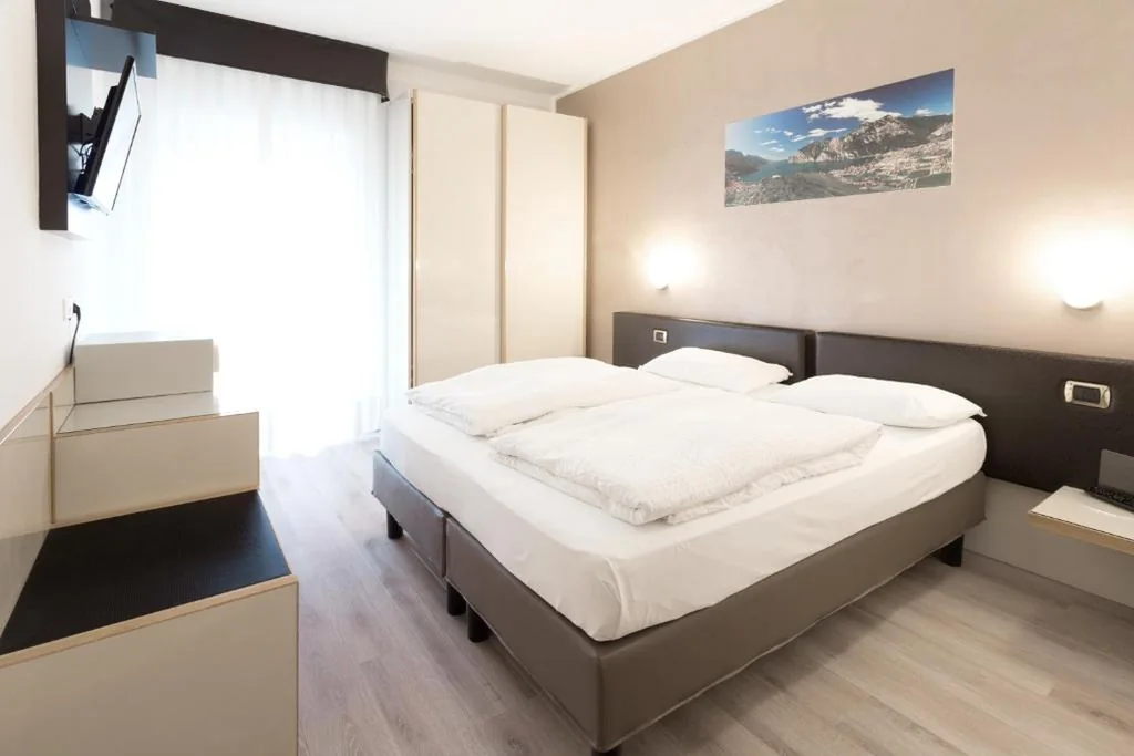 Camera Matrimoniale Standard con Balcone — Hotel Rudy
