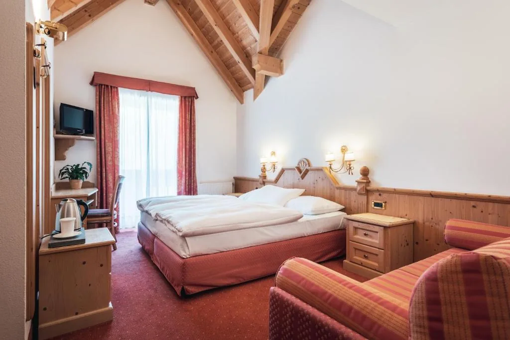 Standard Double Room — Hotel Chalet Corso
