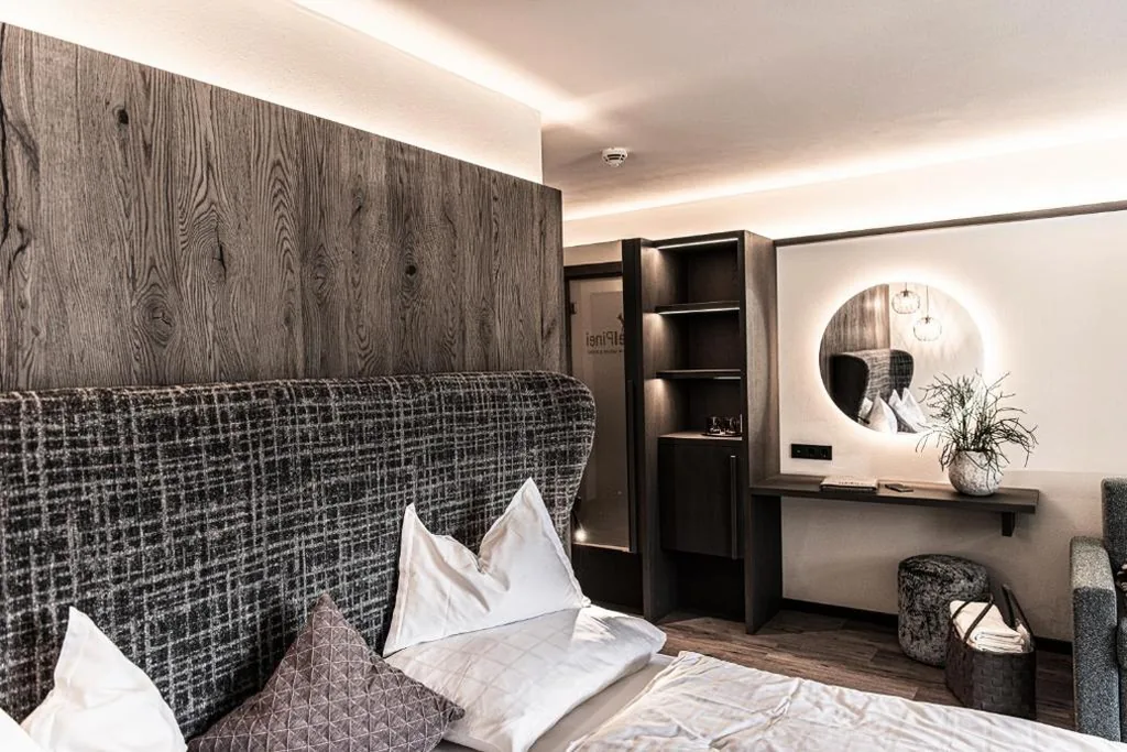 Camera Matrimoniale Standard — Hotel Pinei
