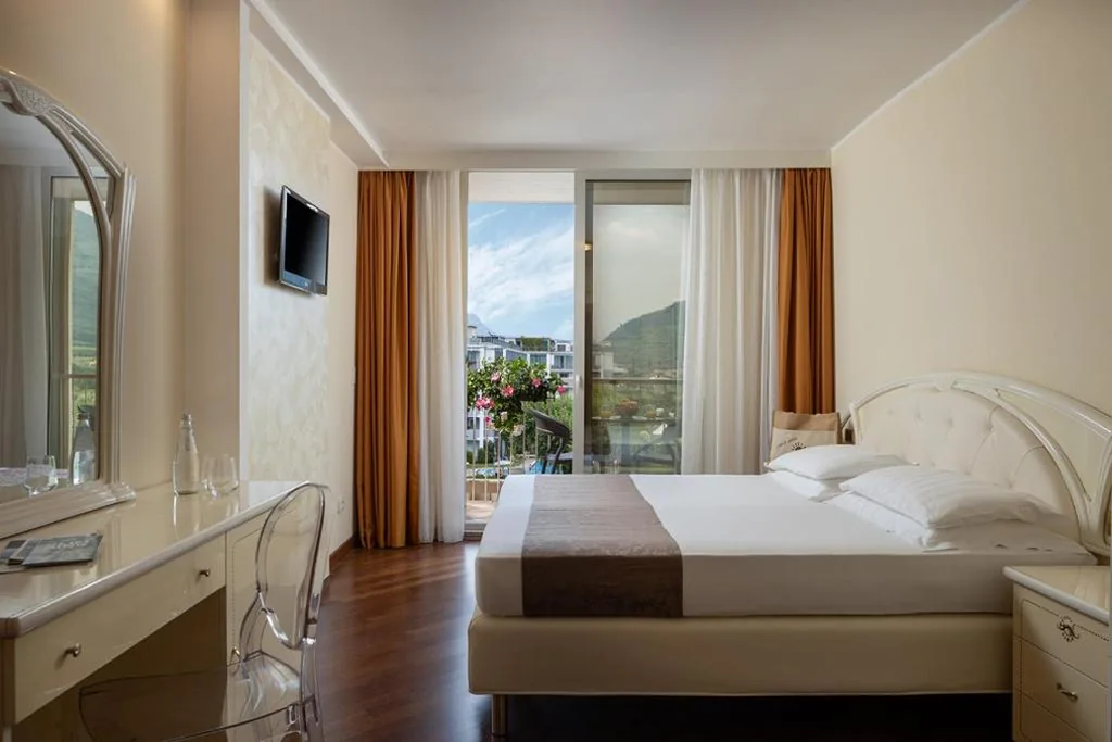 Camera Matrimoniale Standard — Hotel Savoy Palace – Tonelli Hotels
