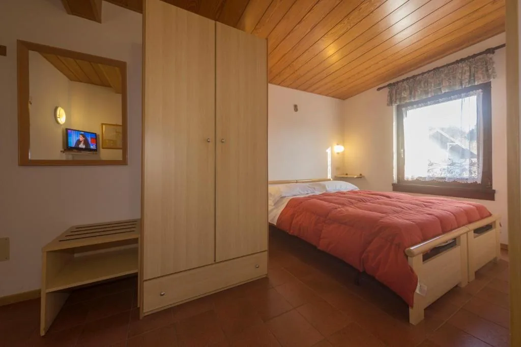 Camera Matrimoniale Standard — Hotel Trentino