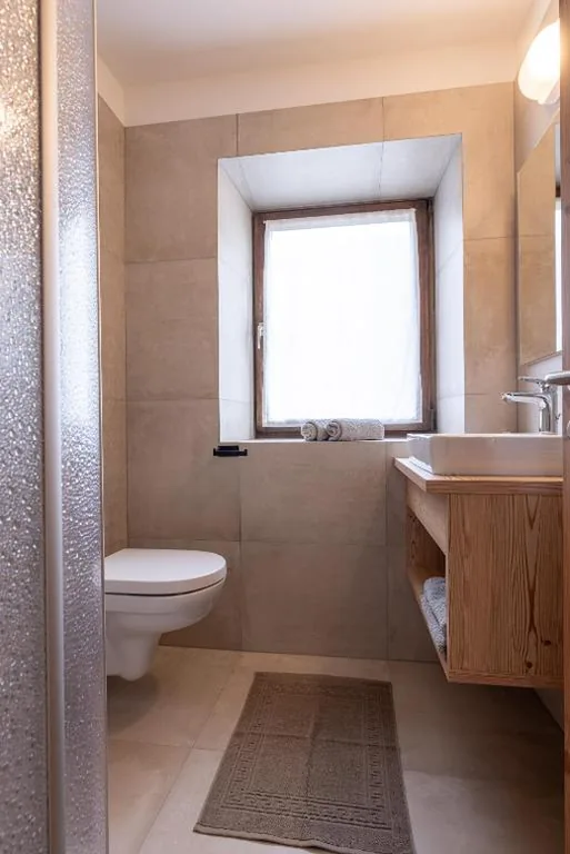 Standard Double Room — SAN PIETRO DOLOMITI Small Budget Hotel