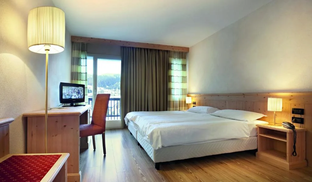 Standard Double Room — TH Corvara – Greif Hotel