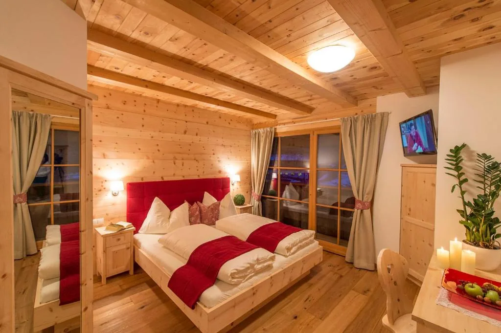 Standard Double Room — Zum Alten Moar