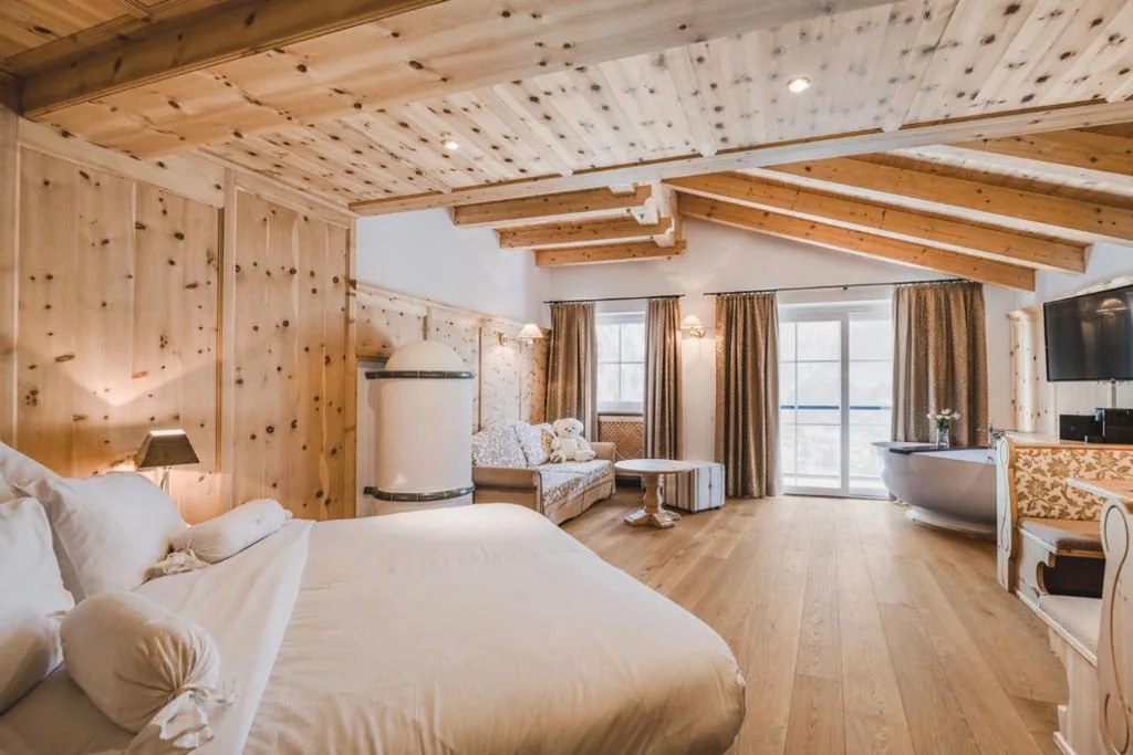 Camera Matrimoniale Superior — Alpin Garden Luxury Maison & SPA – Adults Retreat
