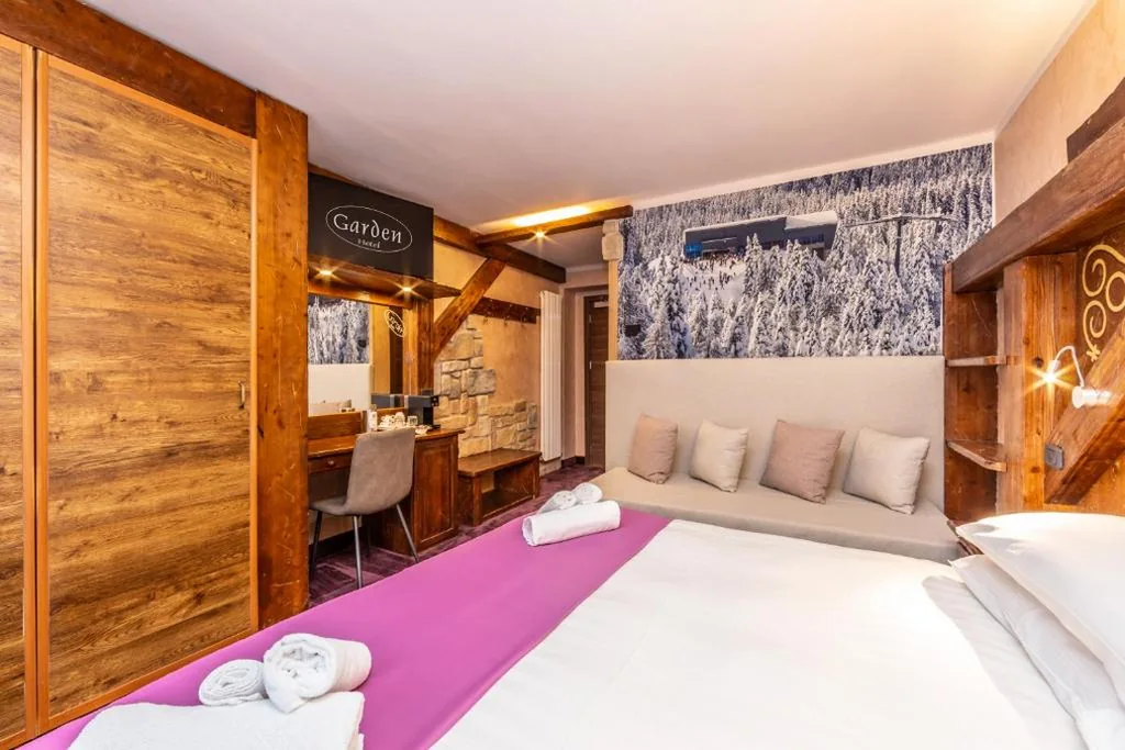 Camera Matrimoniale Superior con Balcone — Garden Wellness Hotel S