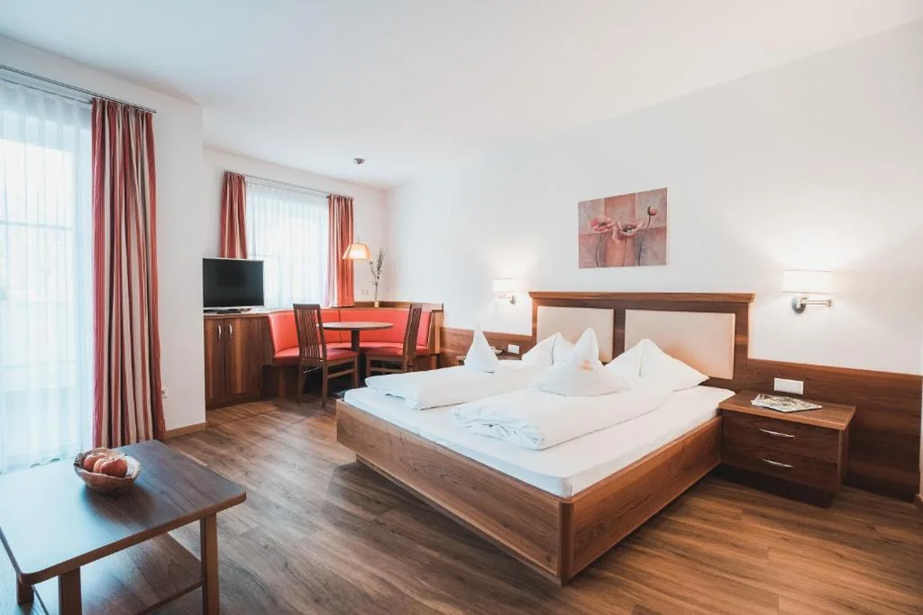 Superior Double Room — Hotel Am Sonneck