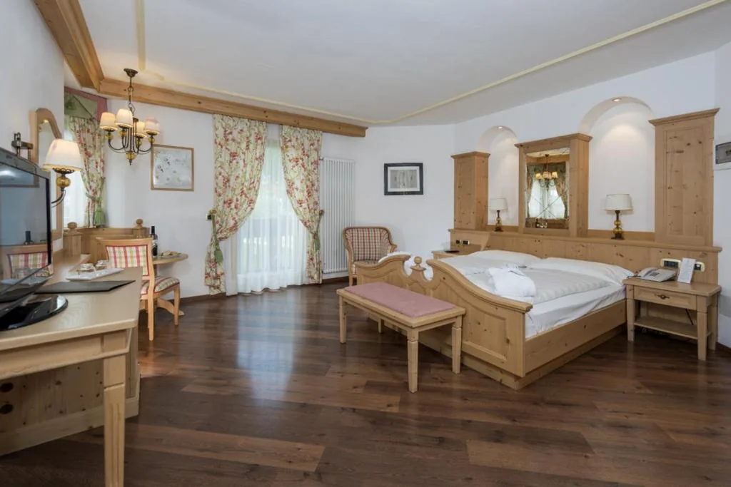 Camera Matrimoniale Superior — Hotel B&B Andreas