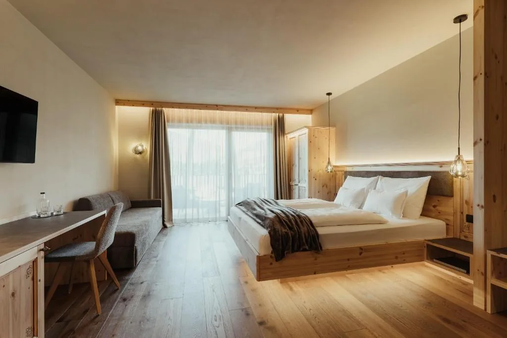 Superior Double Room — Hotel B&B Feldmessner