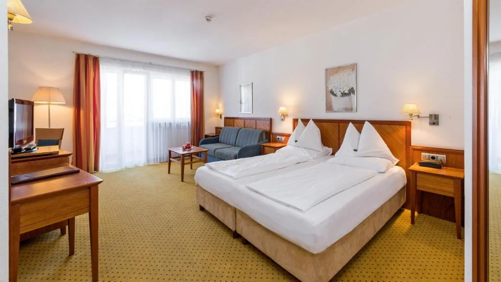 Superior Double Room — Hotel Millanderhof