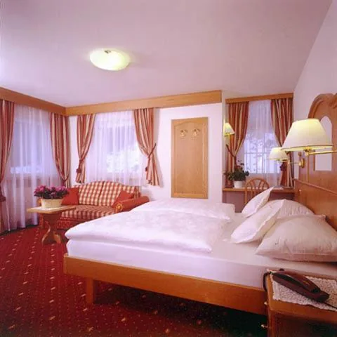 Superior Double Room — Hotel Scoiattolo
