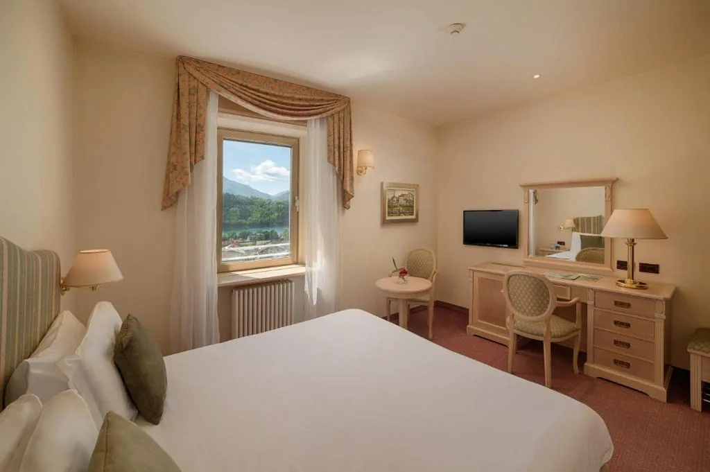 Premium Room with Lake View and Spa Access — Bellavista Relax Hotel