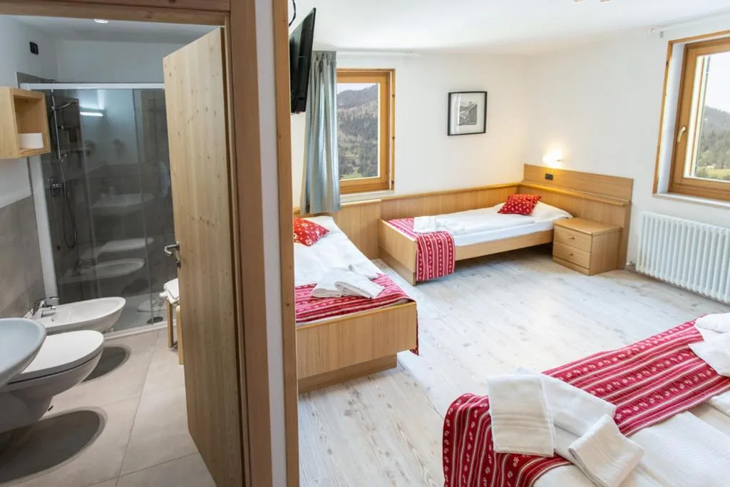 Camera Quadrupla — Ciasa Alpina Relax Hotel