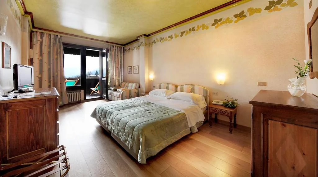 Camera Quadrupla Classic — Hotel Relais Des Alpes