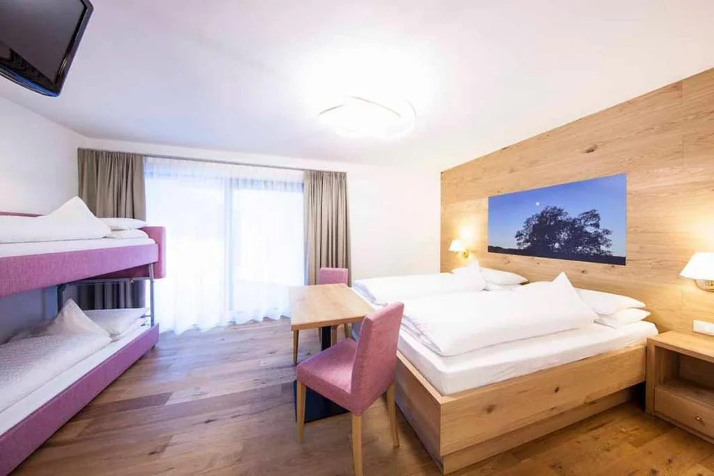 Camera Quadrupla Comfort — Hotel Garni Morene