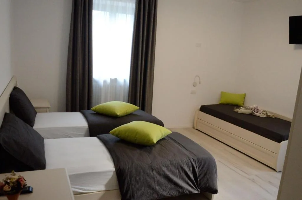 Quadruple Room with Private Bathroom — Al Trifoglio