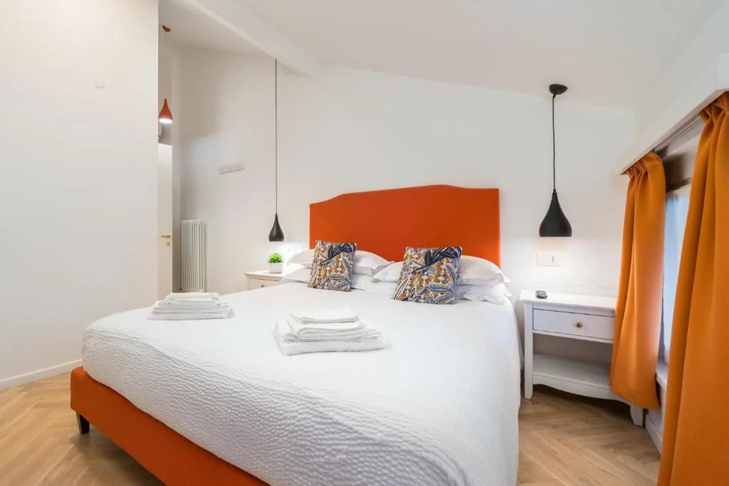 Camera Quadrupla con Bagno Privato — B&B PIEDICASTELLO