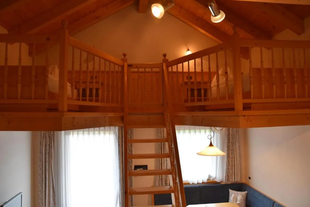 Camera Quadrupla con Balcone — Garni Haus Tyrol