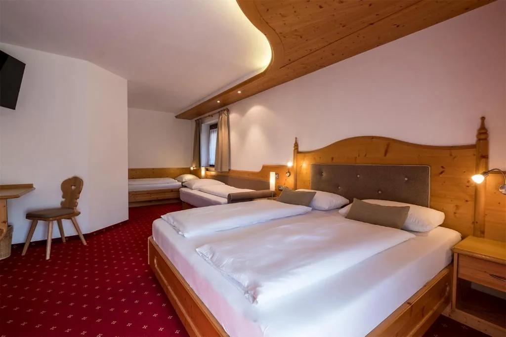 Quadruple Room — Garni Alba Bed & Breakfast