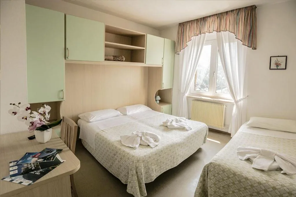 Quadruple Room — Hotel Aurora