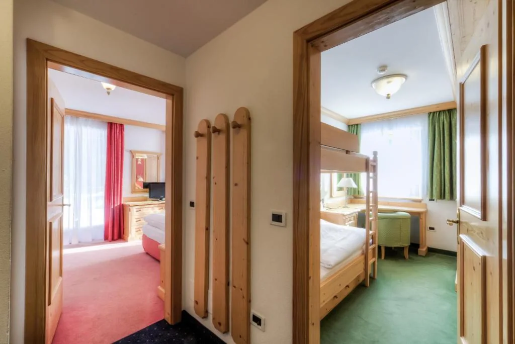 Quadruple Room — Hotel Chalet Corso