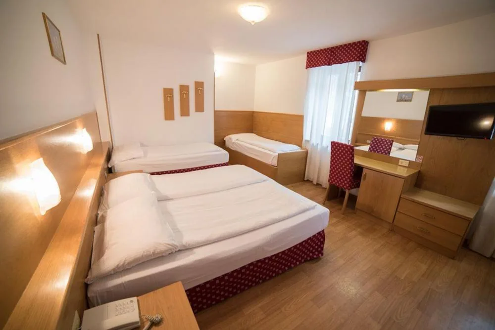 Camera Quadrupla — Hotel Due Spade